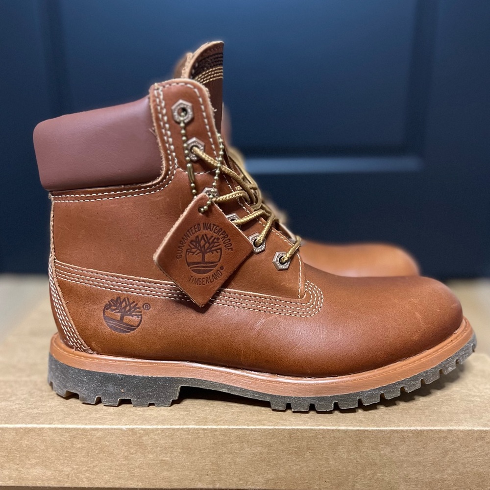 GENTLY WORN: Women's Timberland® 6 inch Waterproof Boots